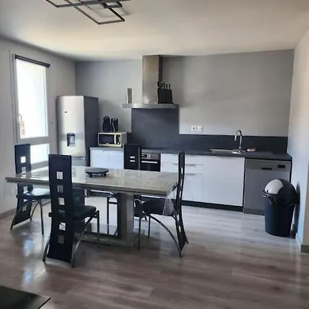 Appartement Sandonato Clermont-lʼHérault Exterior foto